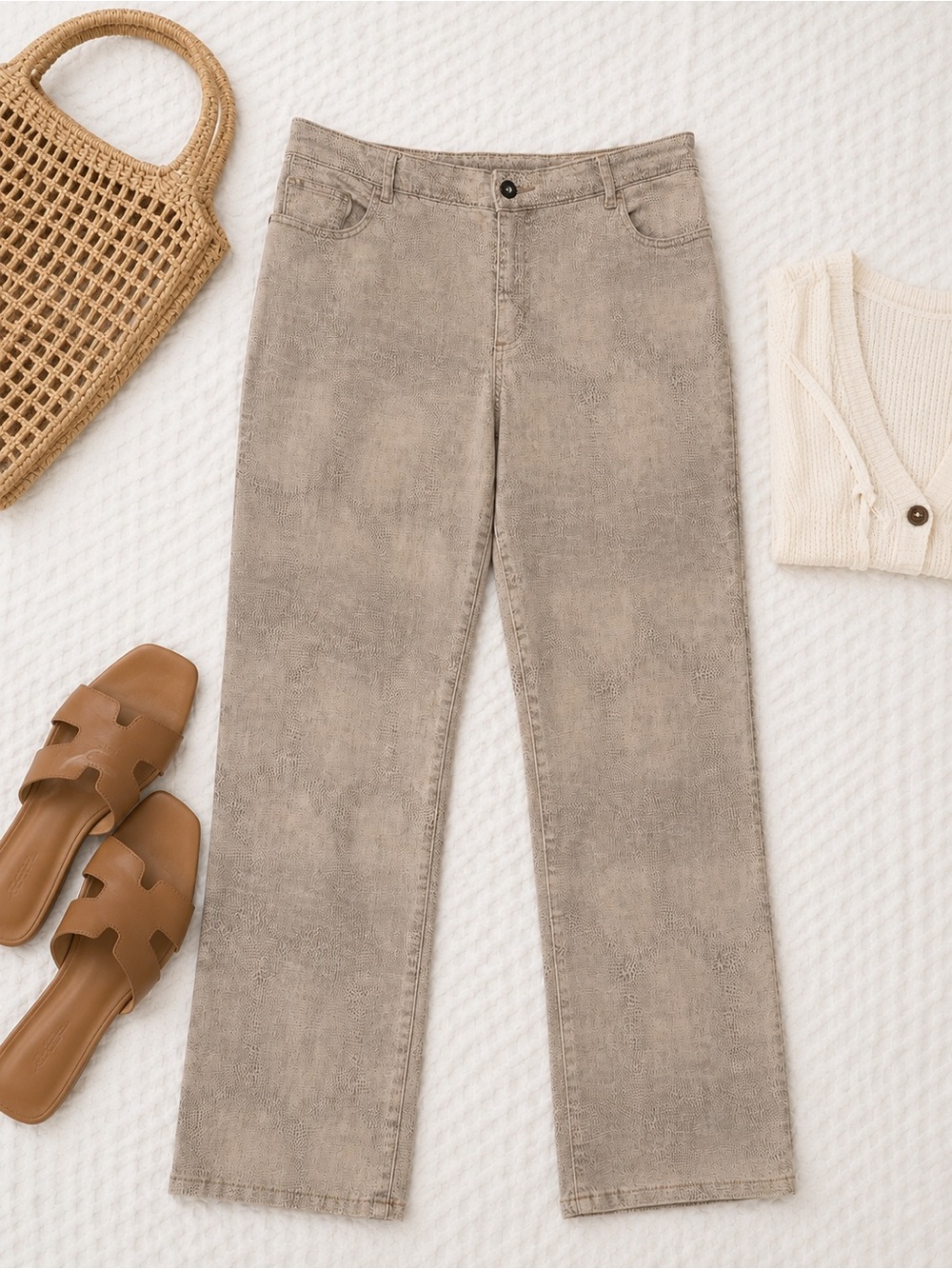 Chico’s Platinum Taupe Snakeskin Print Stretch Jeans Size 2.5 Reg